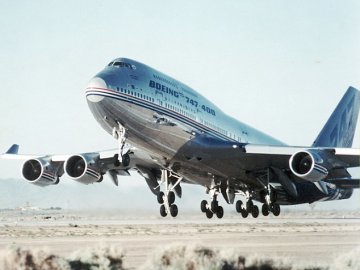 A Boeing 747-400 jumbo jet: is this the last of its kind?